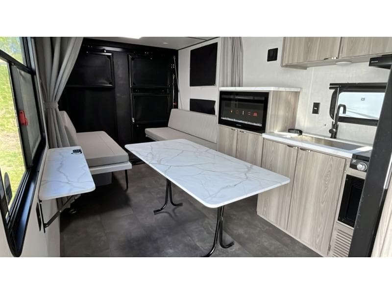 2025 Forest River 2025 Forest River Salem FSX - thumbnail 11