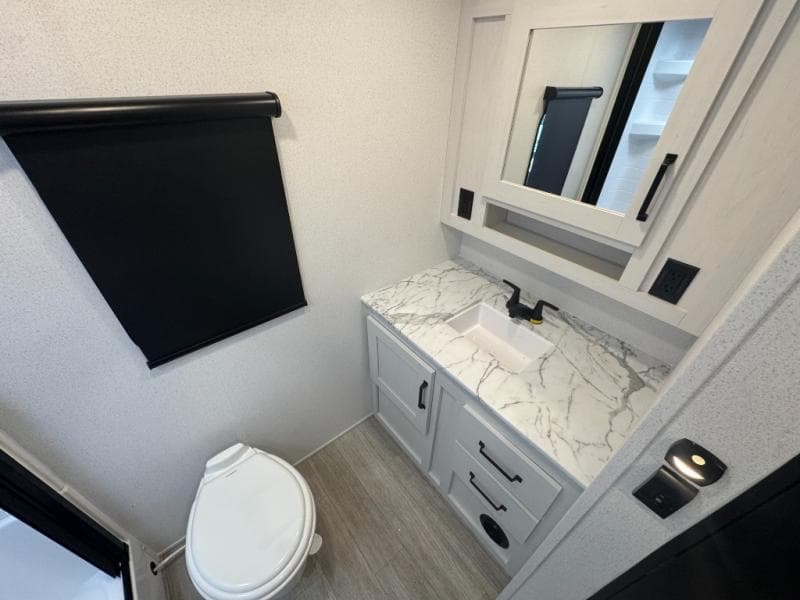 2026 Palomino 2026 Palomino SolAire - thumbnail 19