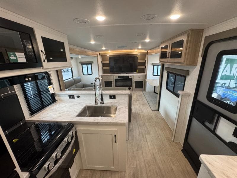 2026 Palomino 2026 Palomino SolAire - thumbnail 8