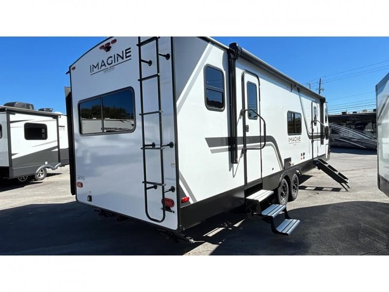 2026 Grand Design 2026 Grand Design Imagine - thumbnail 2