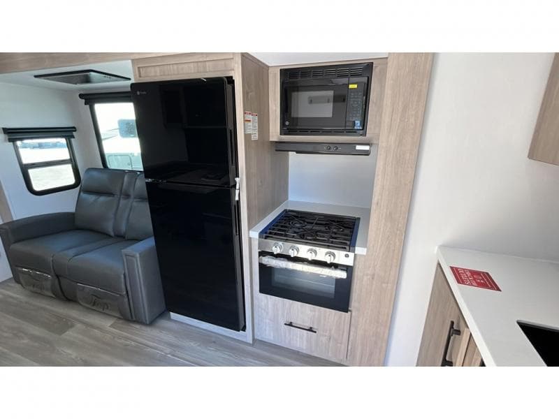 2026 Grand Design 2026 Grand Design Imagine - thumbnail 12