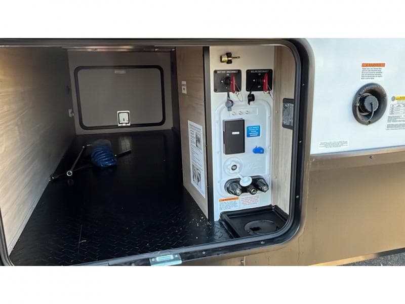 2026 Grand Design 2026 Grand Design Imagine - thumbnail 7