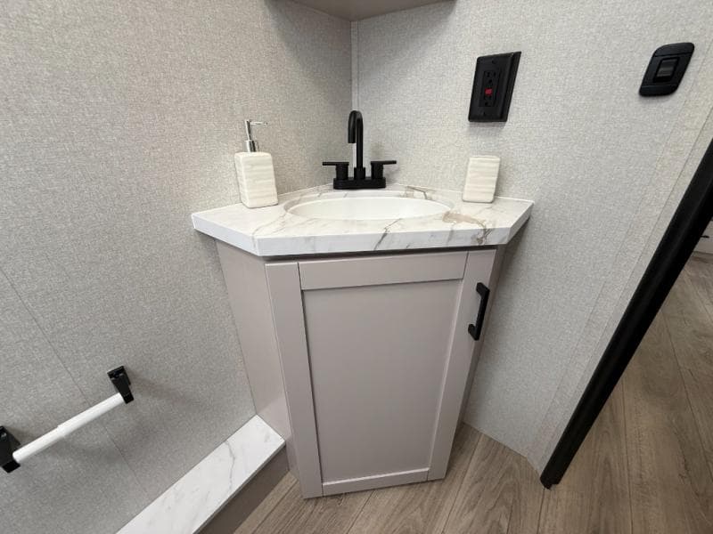 2026 Jayco 2026 Jayco Jay Feather - thumbnail 23