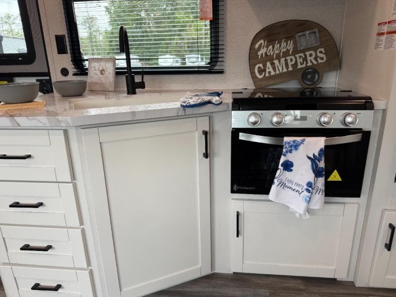 2026 Jayco 2026 Jayco Jay Flight SLX - thumbnail 12