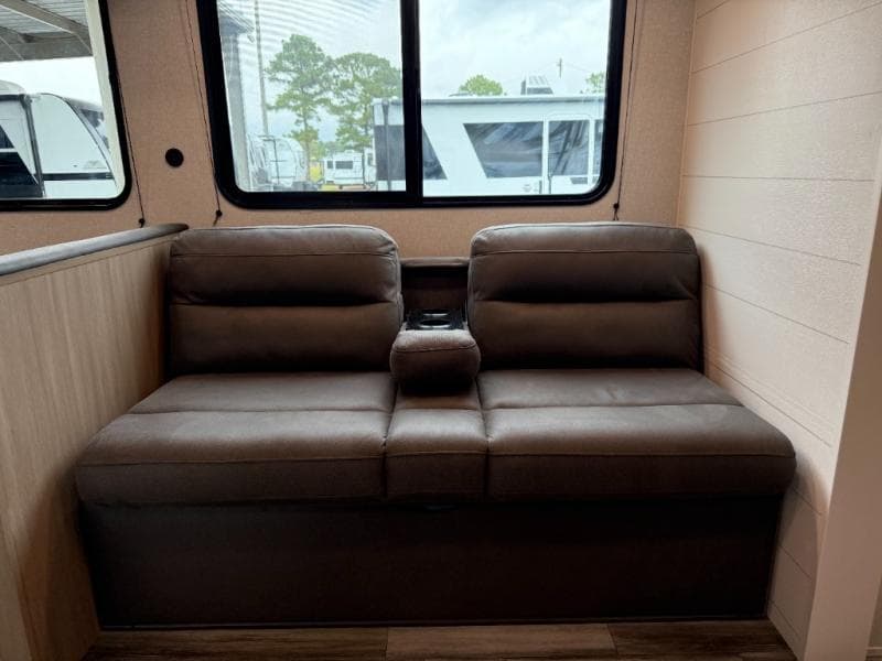 2026 Jayco 2026 Jayco Jay Flight SLX - thumbnail 17