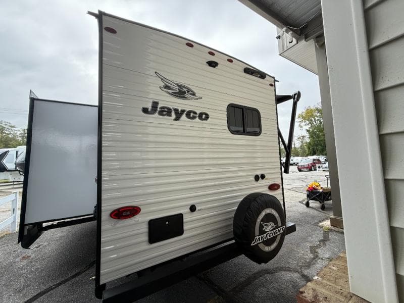 2026 Jayco 2026 Jayco Jay Flight SLX - thumbnail 28