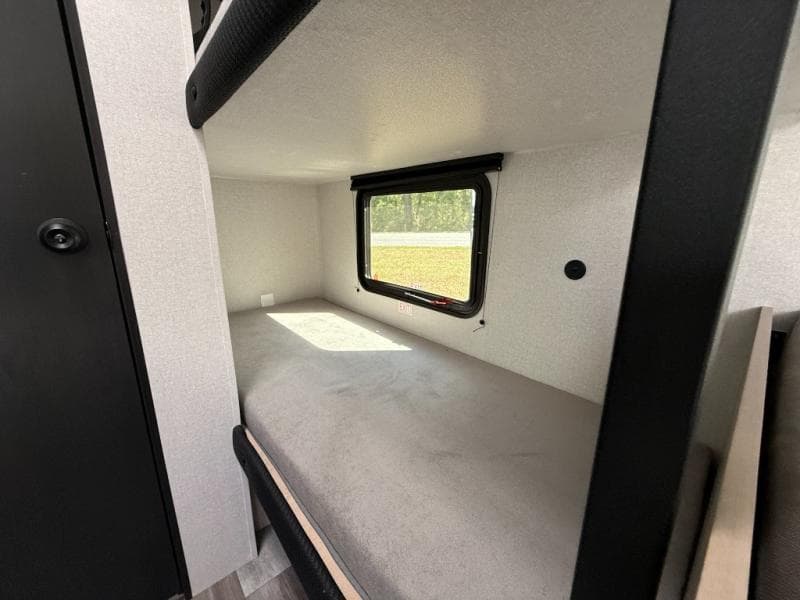 2026 Jayco 2026 Jayco Jay Flight SLX - thumbnail 18