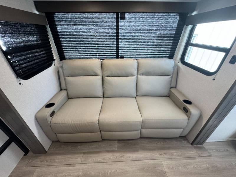 2026 Grand Design 2026 Grand Design Transcend Xplor - thumbnail 15