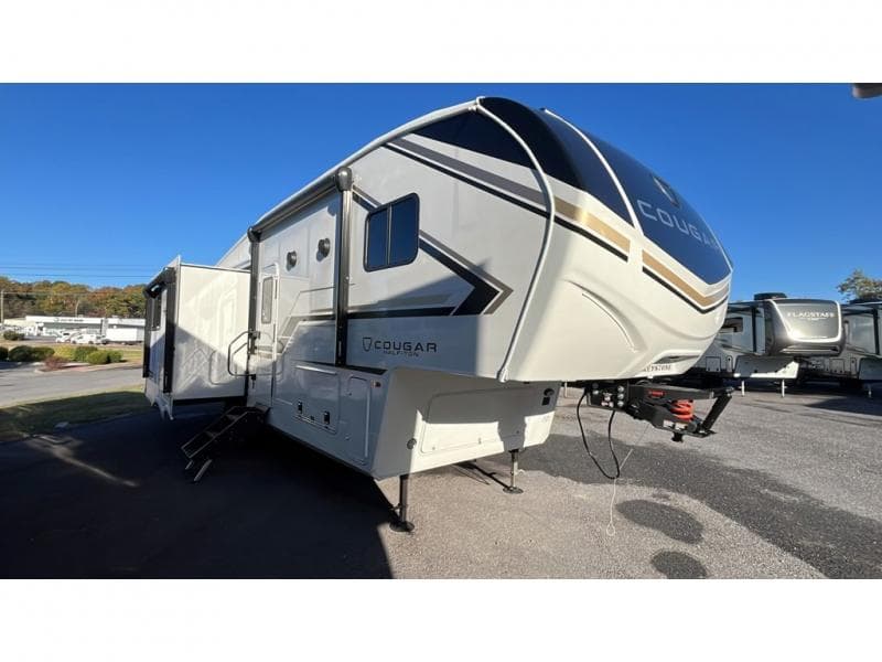2026 Keystone RV Cougar Half Ton 26RKE
