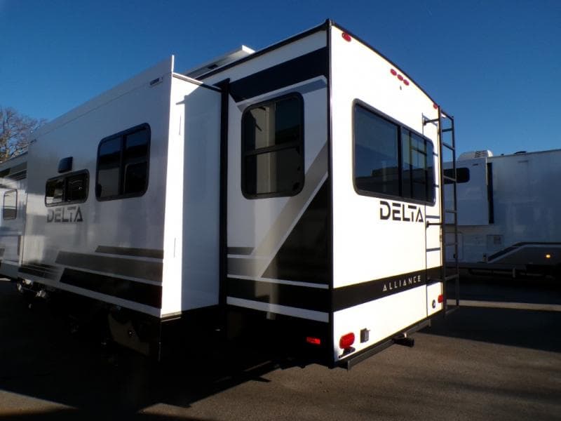 2026 Alliance RV 2026 Alliance RV Delta - thumbnail 4