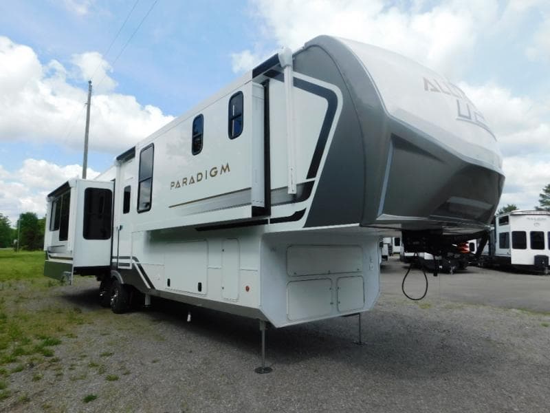 2025 Alliance RV Paradigm 370FB