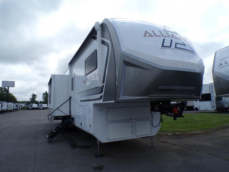 2026 Alliance RV Paradigm 395DS