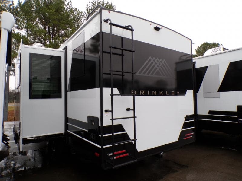 2026 Brinkley RV 2026 Brinkley RV Model I - thumbnail 3