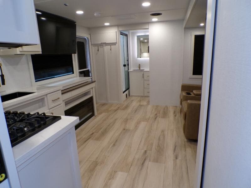 2026 Brinkley RV 2026 Brinkley RV Model I - thumbnail 11