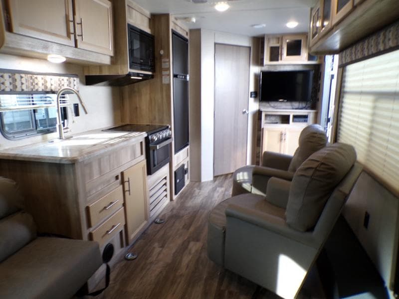 2021 Coachmen 2021 Coachmen Catalina Trail Blazer - thumbnail 15