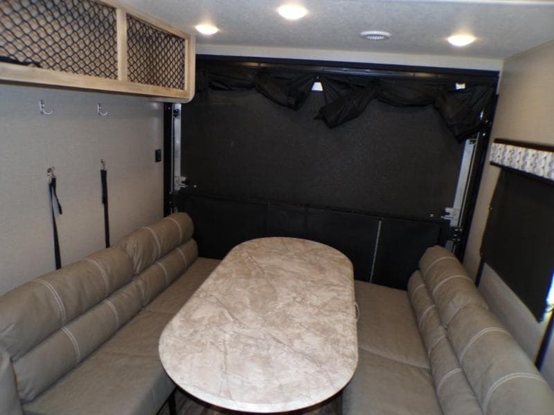 2021 Coachmen 2021 Coachmen Catalina Trail Blazer - thumbnail 32