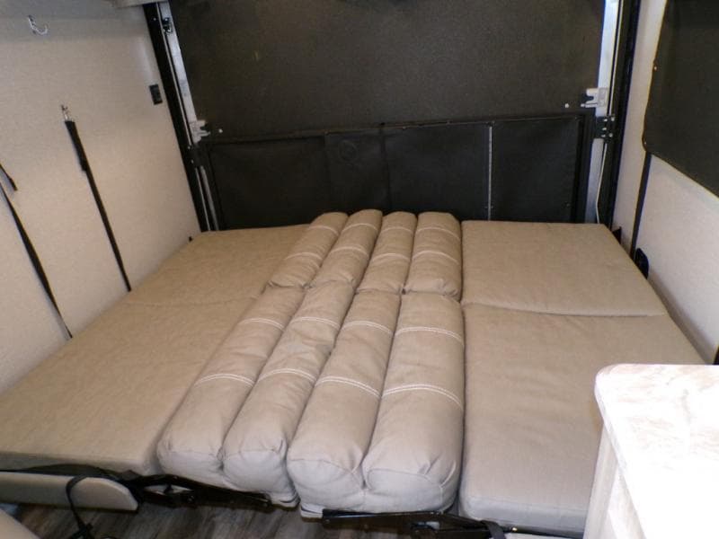 2021 Coachmen 2021 Coachmen Catalina Trail Blazer - thumbnail 35