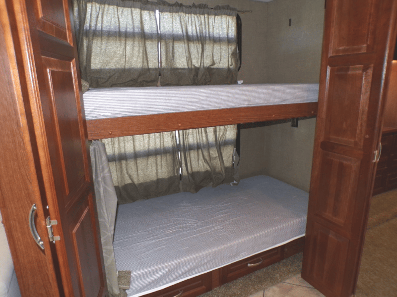 2016 Forest River 2016 Forest River Berkshire - thumbnail 57