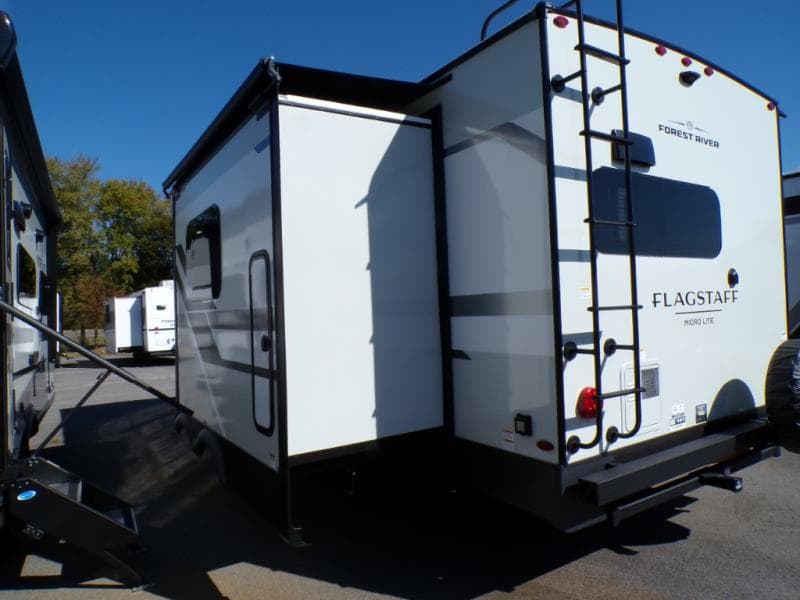 2026 Flagstaff 2026 Flagstaff Micro Lite - thumbnail 4
