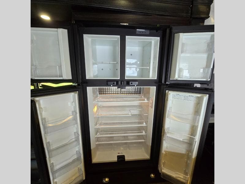 2019 Eclipse 2019 Eclipse Attitude - thumbnail 9