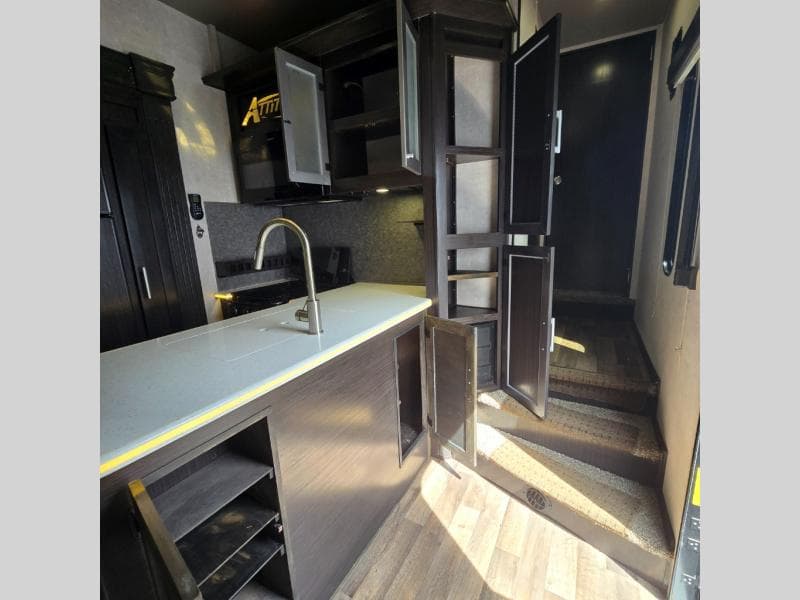 2019 Eclipse 2019 Eclipse Attitude - thumbnail 19