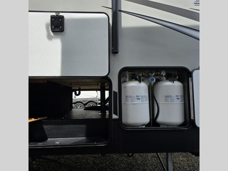 2019 Eclipse 2019 Eclipse Attitude - thumbnail 22