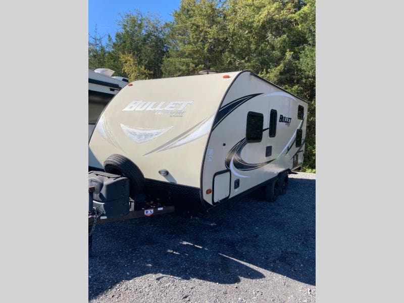 2018 Keystone RV 2018 Keystone RV Bullet Crossfire - thumbnail 3