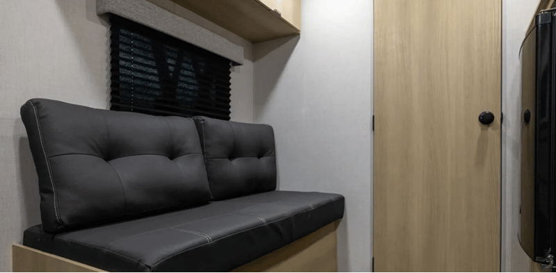 2025 Forest River 2025 Forest River Wildwood FSX - thumbnail 19