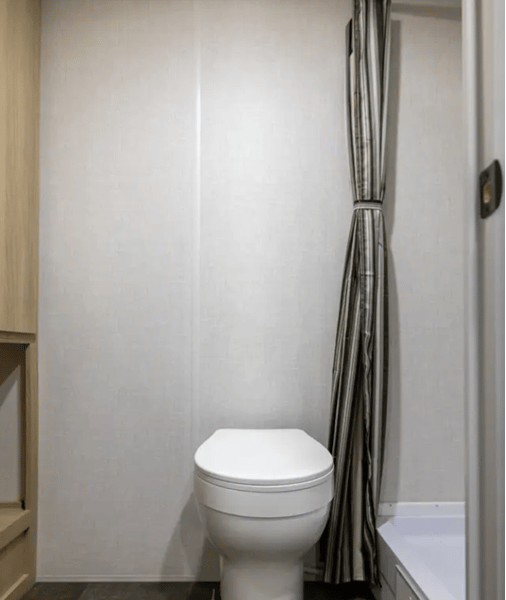 2025 Forest River 2025 Forest River Wildwood FSX - thumbnail 22