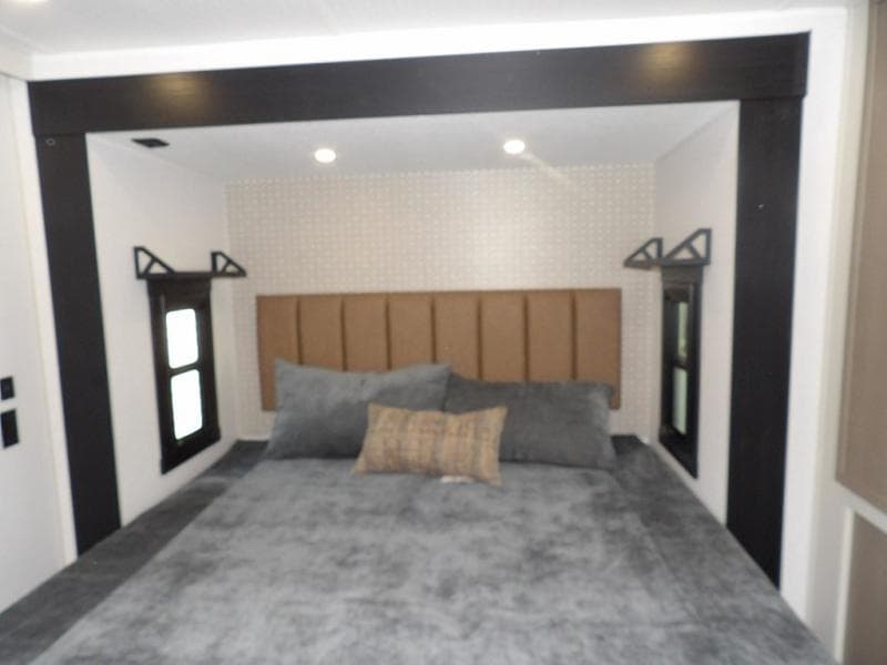 2026 Forest River 2026 Forest River Wildwood Heritage Glen - thumbnail 11