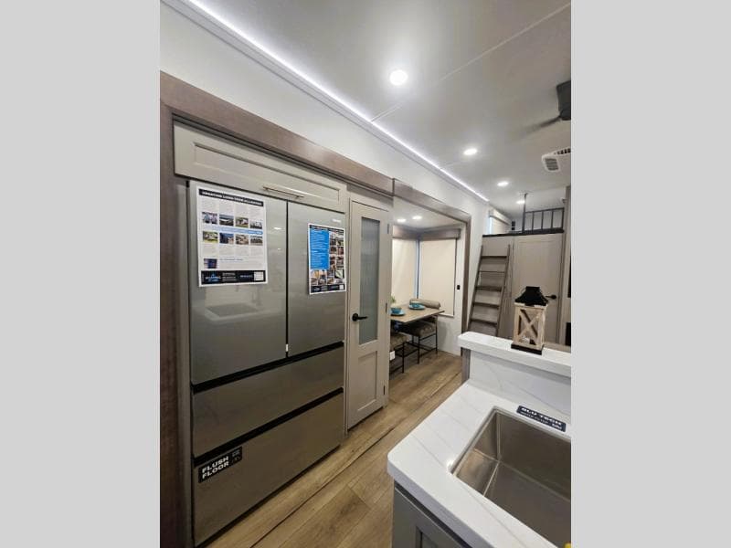 2026 Alliance RV 2026 Alliance RV Paradigm - thumbnail 7