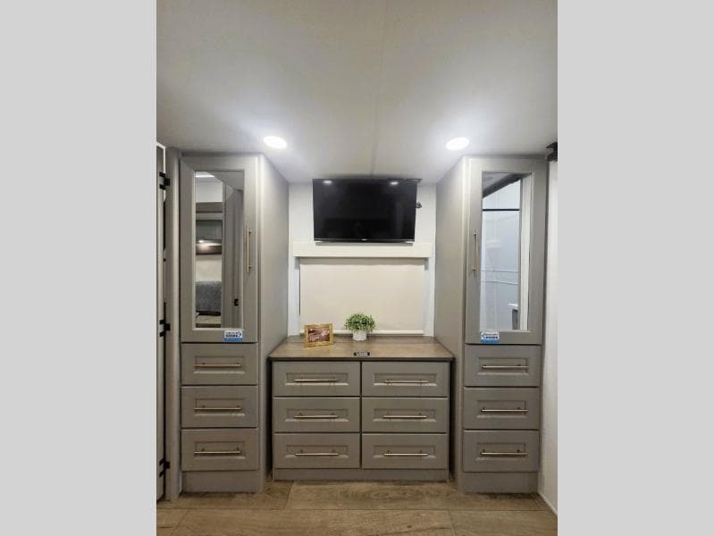 2026 Alliance RV 2026 Alliance RV Paradigm - thumbnail 21