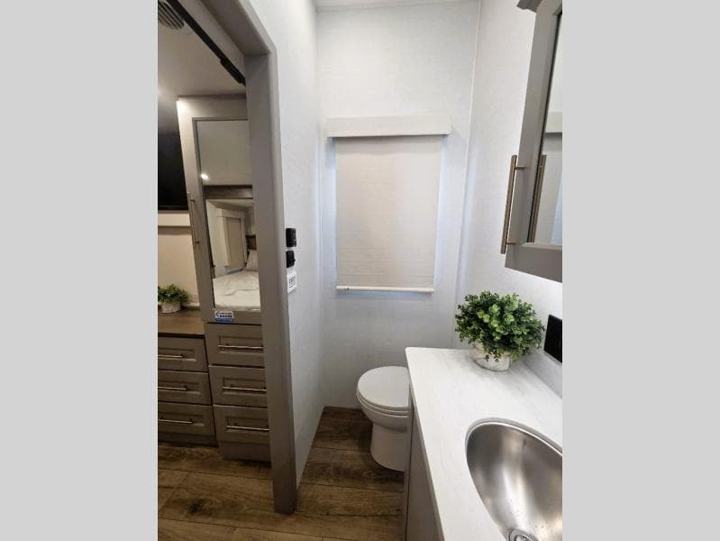 2026 Alliance RV 2026 Alliance RV Paradigm - thumbnail 25