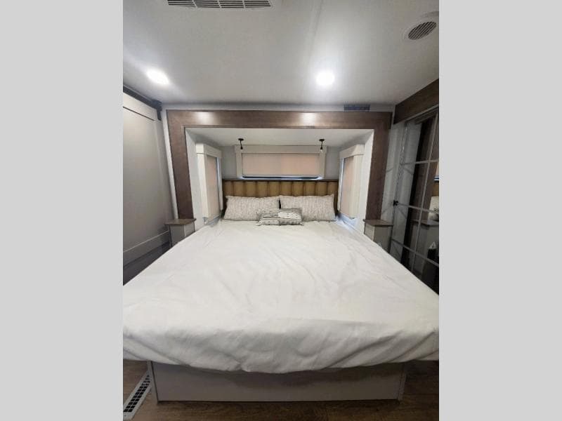 2026 Alliance RV 2026 Alliance RV Paradigm - thumbnail 33