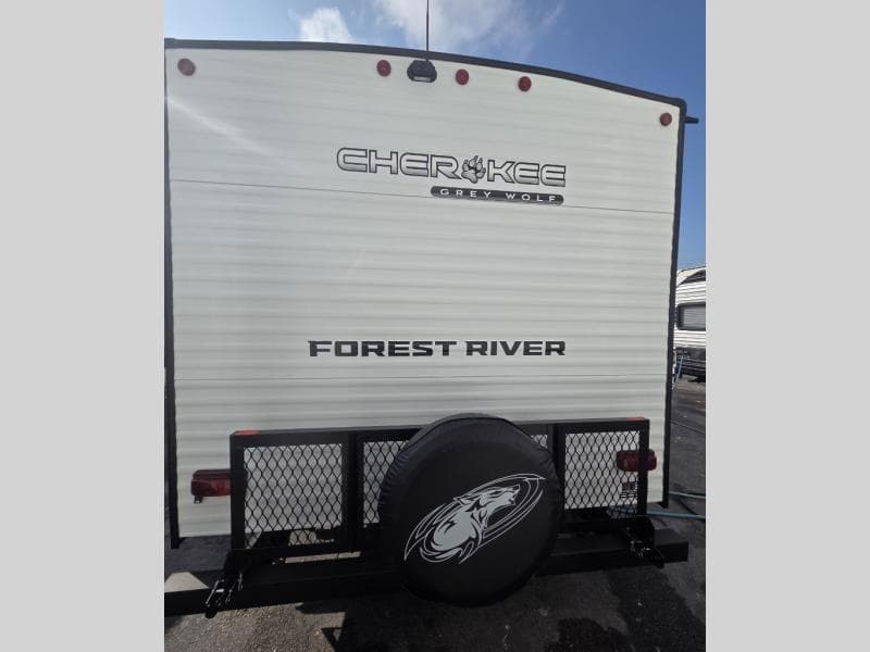 2025 Forest River 2025 Forest River Cherokee Grey Wolf - thumbnail 6