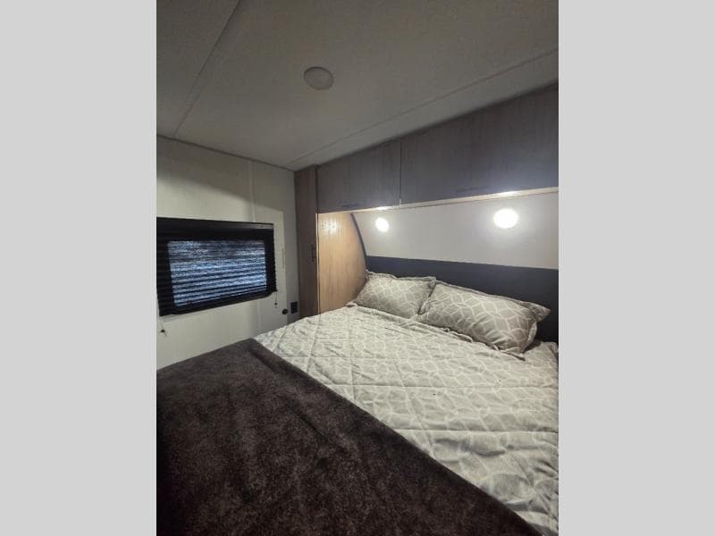 2025 Forest River 2025 Forest River Cherokee Grey Wolf - thumbnail 16