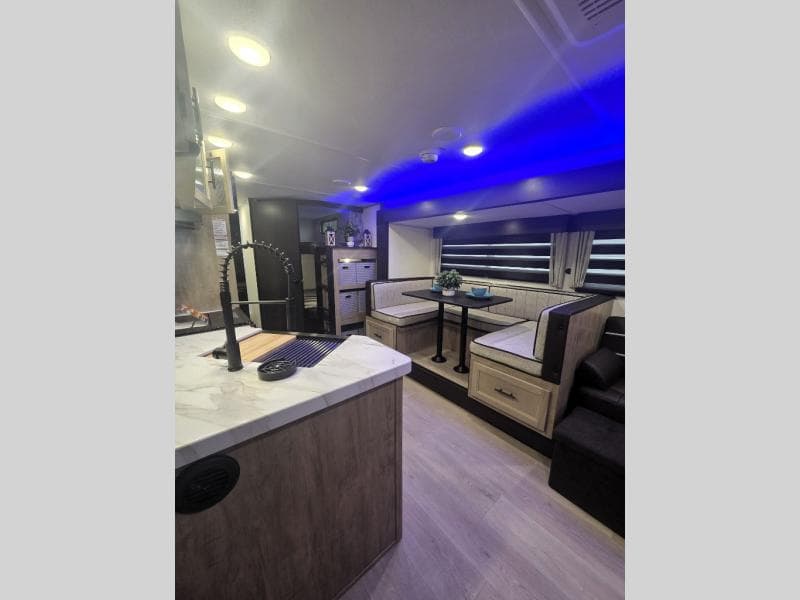 2026 Forest River 2026 Forest River Cherokee Grey Wolf - thumbnail 6