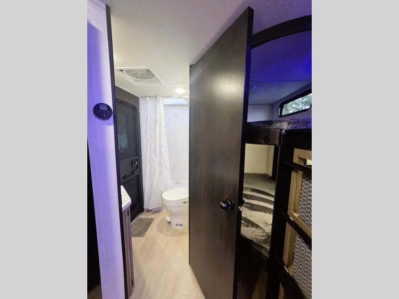 2026 Forest River 2026 Forest River Cherokee Grey Wolf - thumbnail 11