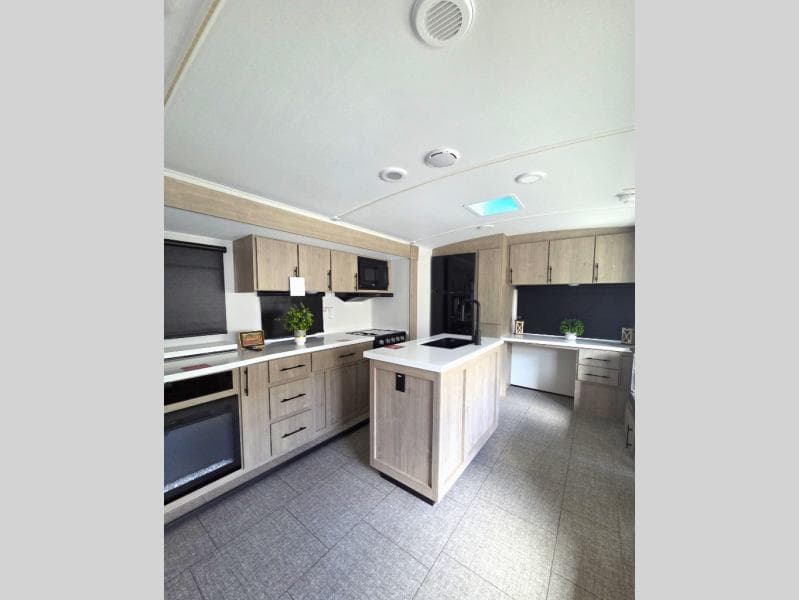 2025 Grand Design 2025 Grand Design Imagine - thumbnail 9