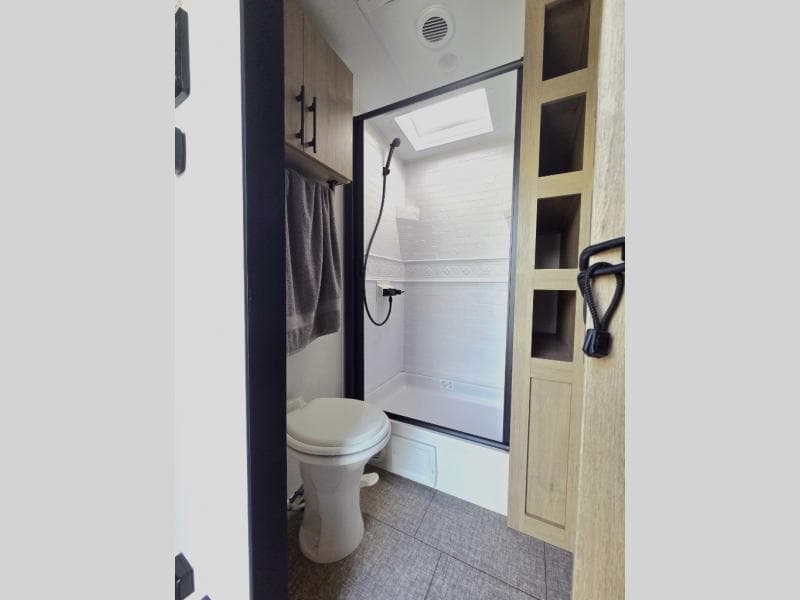 2025 Grand Design 2025 Grand Design Imagine - thumbnail 14