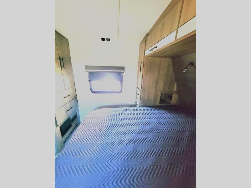 2025 Grand Design 2025 Grand Design Imagine - thumbnail 18