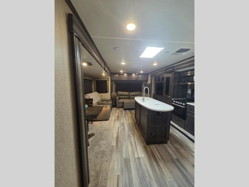 2022 Grand Design 2022 Grand Design Reflection - thumbnail 6