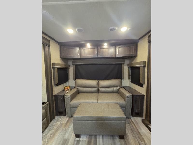 2022 Grand Design 2022 Grand Design Reflection - thumbnail 8