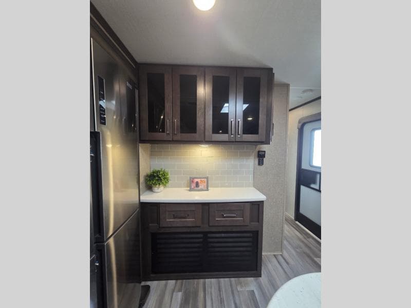 2022 Grand Design 2022 Grand Design Reflection - thumbnail 11