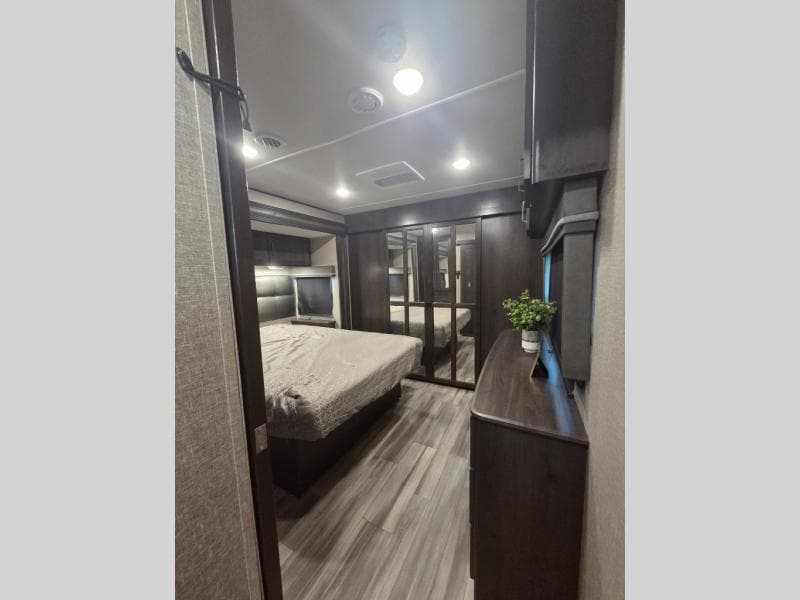 2022 Grand Design 2022 Grand Design Reflection - thumbnail 19