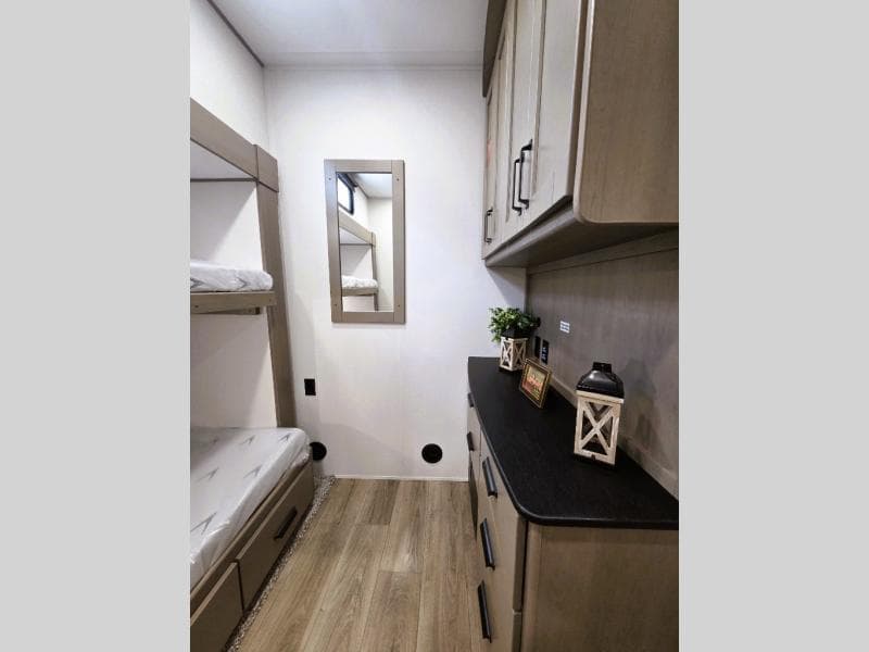 2026 Grand Design 2026 Grand Design Reflection - thumbnail 15