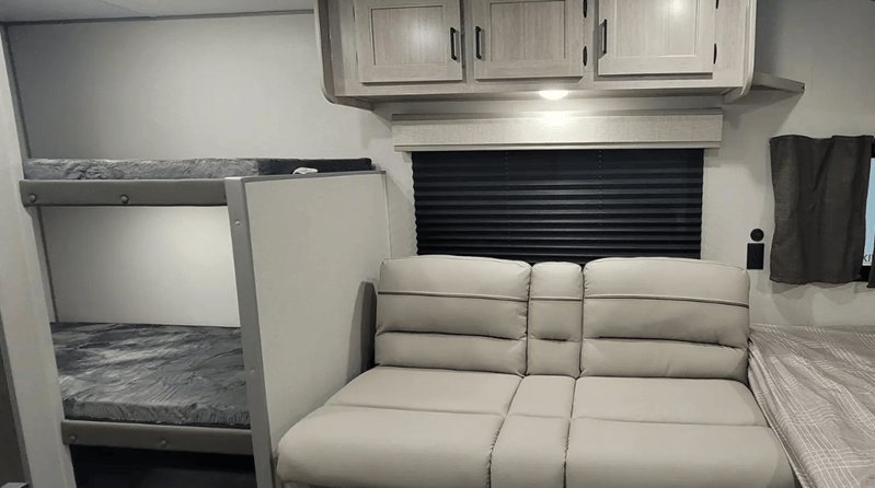 2026 Coachmen 2026 Coachmen Catalina Summit Series 7 - thumbnail 36