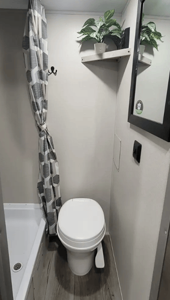 2026 Coachmen 2026 Coachmen Catalina Summit Series 7 - thumbnail 39