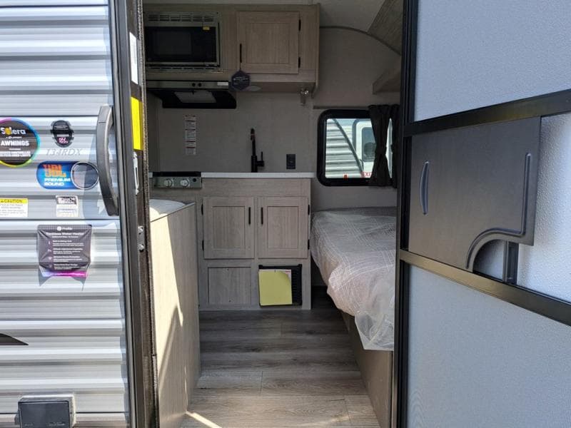 2026 Coachmen 2026 Coachmen Catalina Summit Series 7 - thumbnail 6