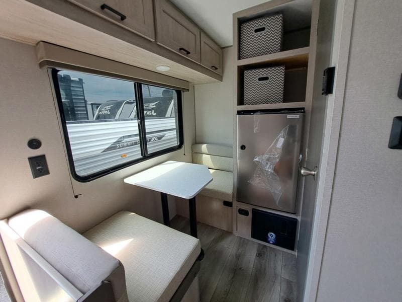 2026 Coachmen 2026 Coachmen Catalina Summit Series 7 - thumbnail 9